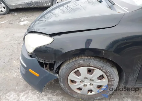 2011 Hyundai Elantra Touring Gls z USA, uszkodzony, nr VIN KMHDB8AE5BU093674